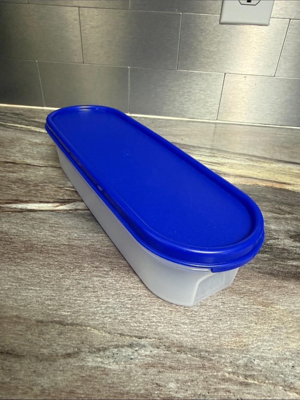 Tupperware Super Oval